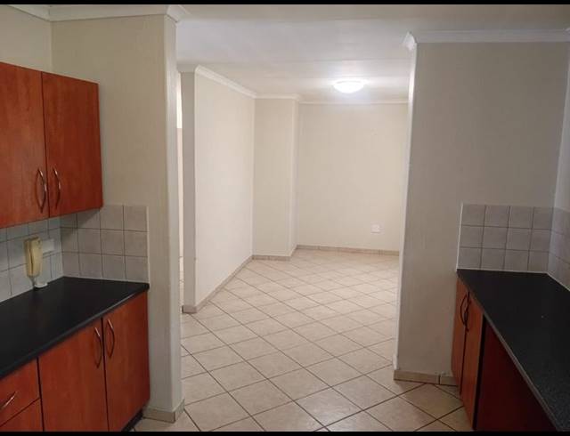 3 BEDROOM APARTMENT FOR SALE IN THE REEDS